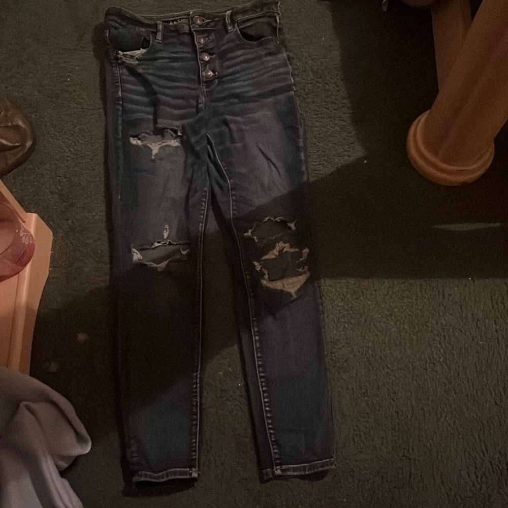 American Eagle Ripped Jeans